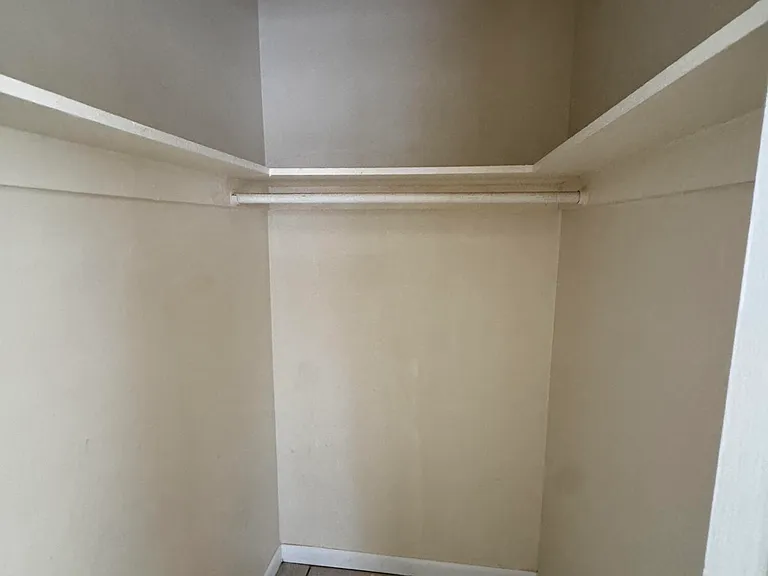 2824 N Dixie Hwy #2824 — Photo 12