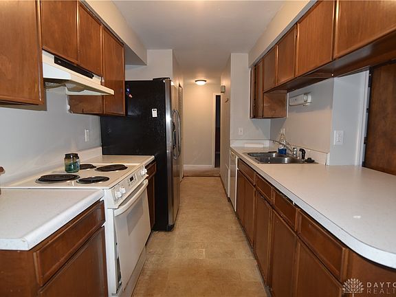 4th image of 527 Koerner Ave