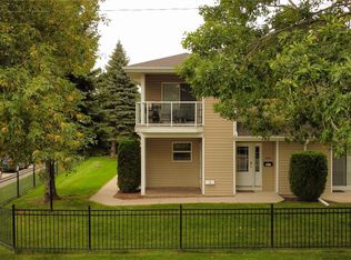 141 105th St W #104A, Saskatoon, SK S7N1N3