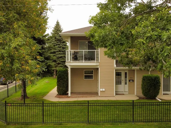 141 105th Street W #104A, Saskatoon, SK S7N 1N3