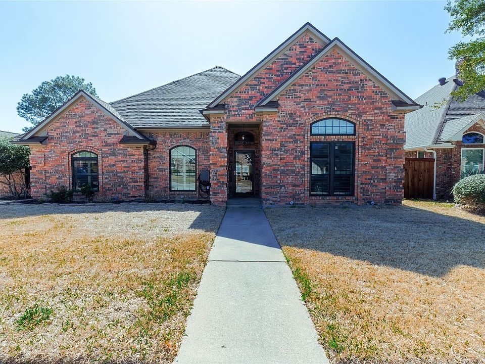 1st image of 2513 Fox Glenn Cir