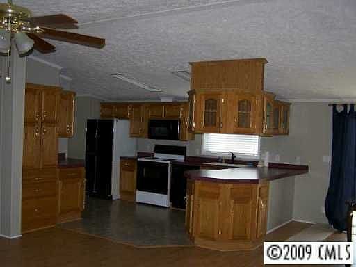 2nd image of 142 Freda Ln