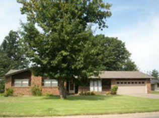 1916 Beumer St, Stuttgart, AR 72160