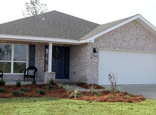 192 Spikes Cir, Southport, FL 32409