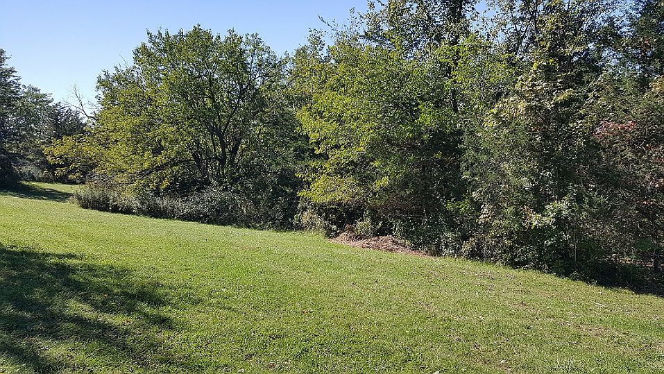 2nd image of Scenic Hills #25-#26