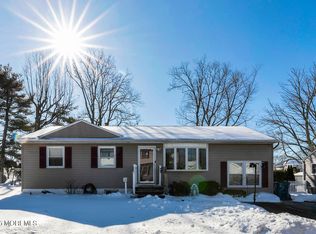4 Clark Dr, Hazlet, NJ 07730