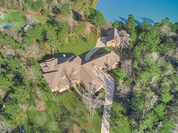 2nd image of 26204 Laurens Ct