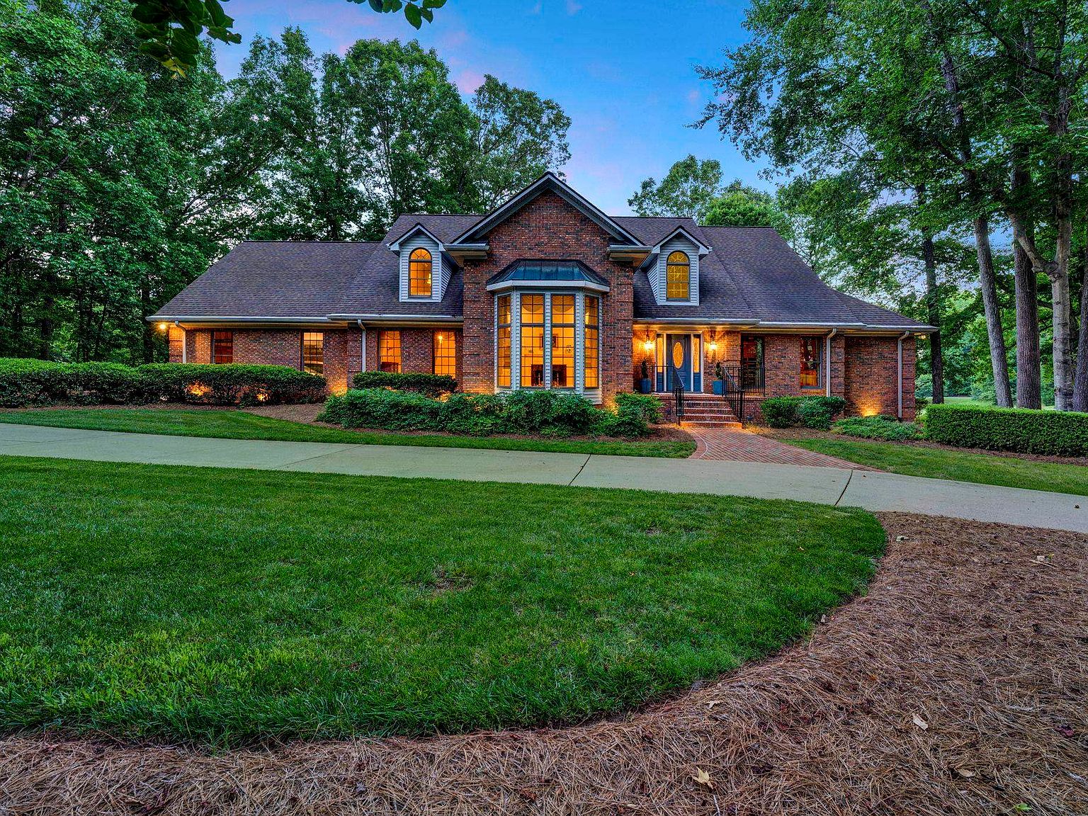 158 Saint Andrews Dr