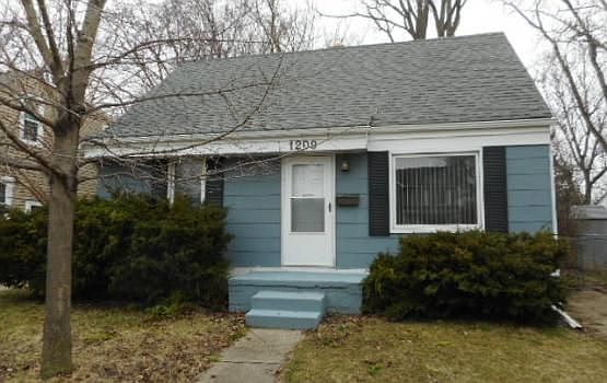 1st image of 1209 Donald Ave