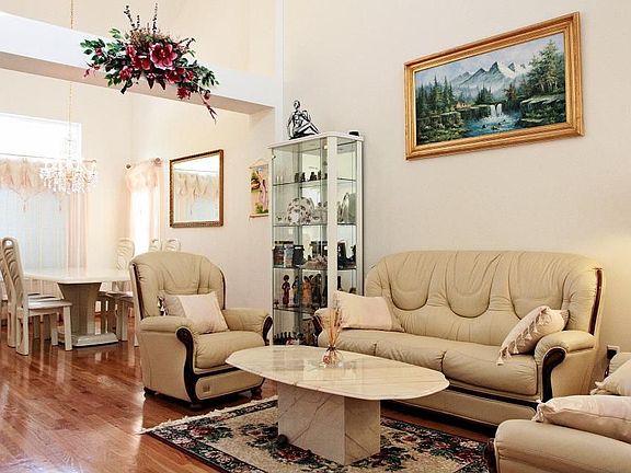 Formal Living & Dining