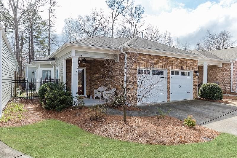 1st image of 250 Abercorn Way
