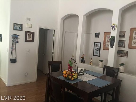 4th image of 5204 Mantua Ct