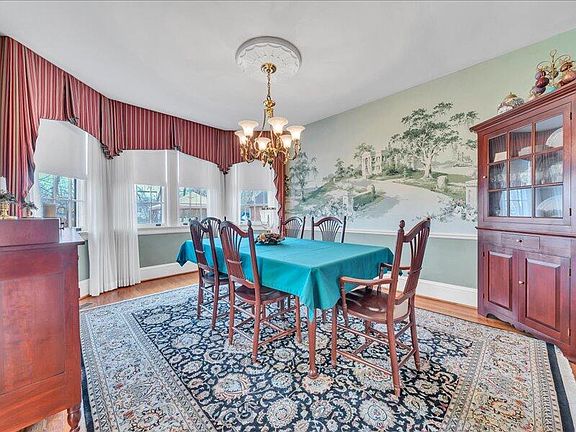 4th image of 3515 Windsor Oaks Cir SW