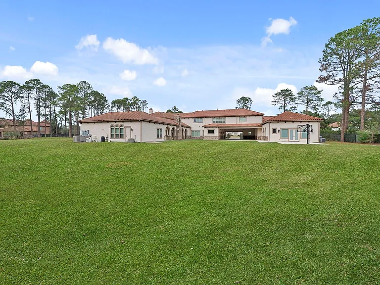 2102 Countryshire Ln — Photo 49