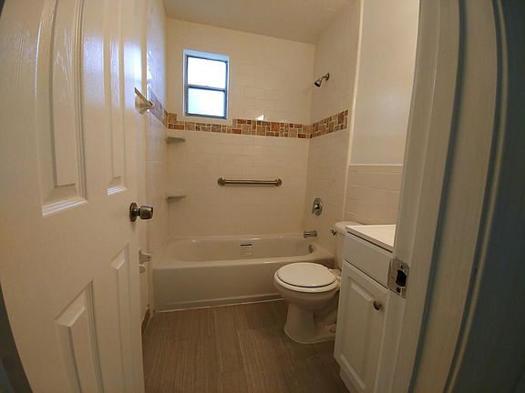 2nd image of 774 Acosta St APT 3