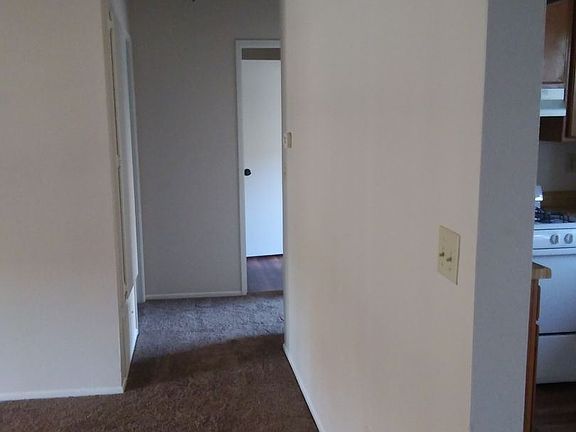 3rd image of 720 Shelby St APT 2