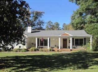 1455 Carolyn Dr, Charlotte, NC 28205