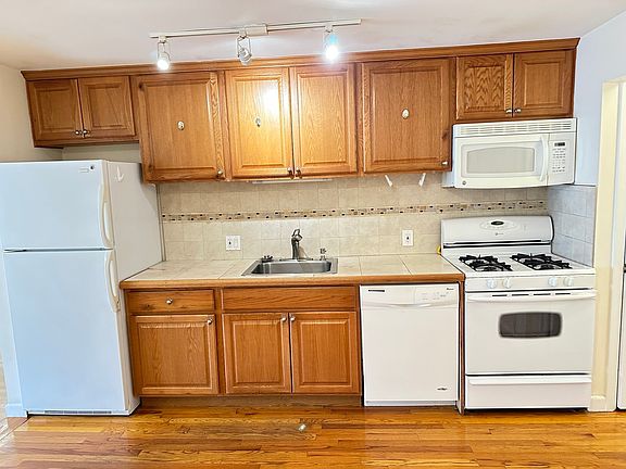 4th image of 12 Portland St APT 7