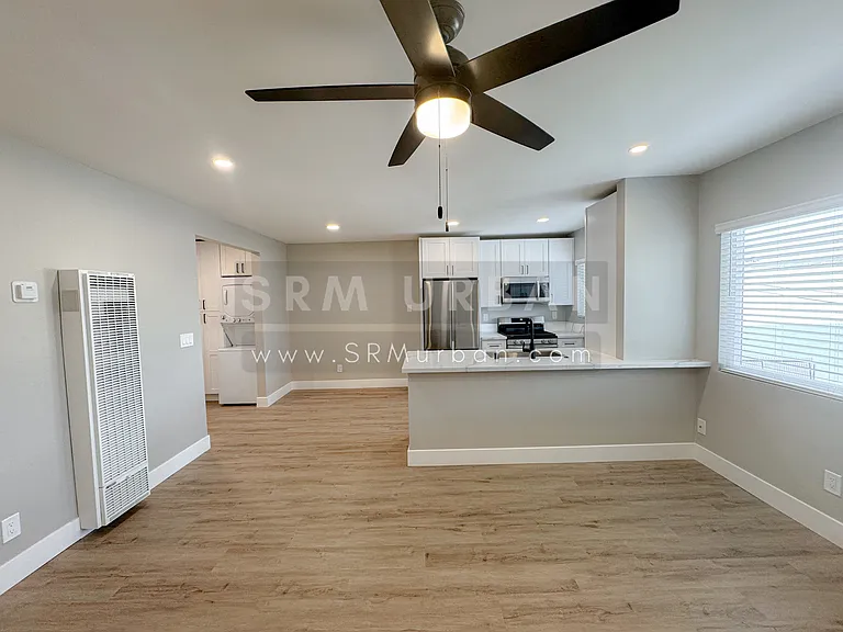 4020 Cherokee Ave #9 — Photo 2