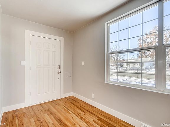 4th image of 1532 Yosemite St