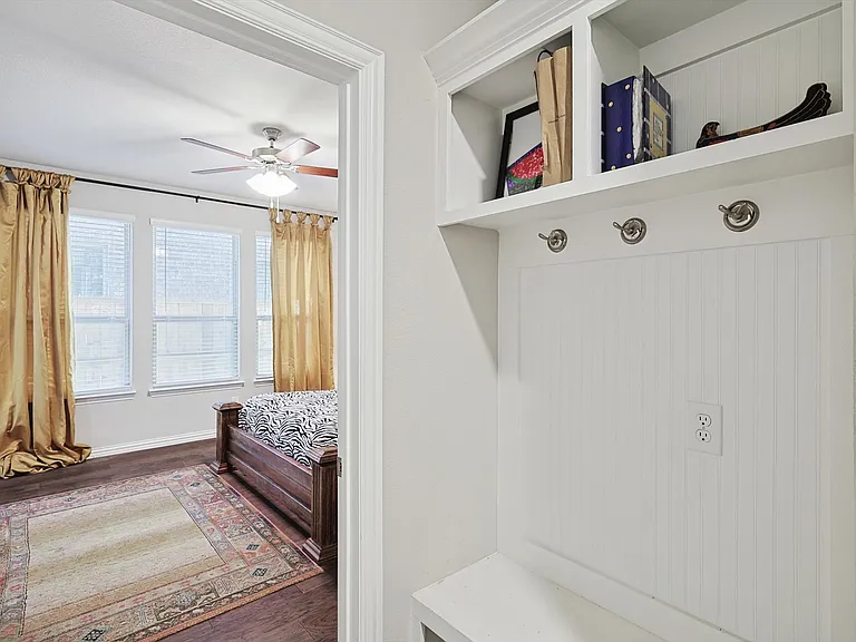 1276 Western Yarrow Ave — Photo 10
