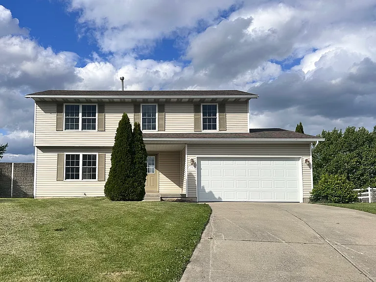 7016 Wembley Ct — Photo 1