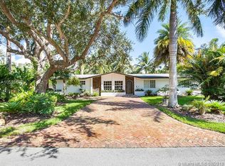 7885 SW 161st St, Palmetto Bay, FL 33157