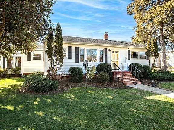 2nd image of 5623 Woodburn Rd