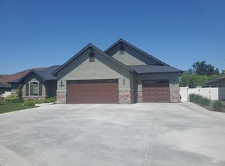 9576 W Mirror Pond Dr, Boise, ID 83714