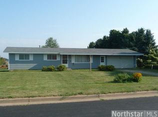 424 Golf Course Ln, Ellsworth, WI 54011