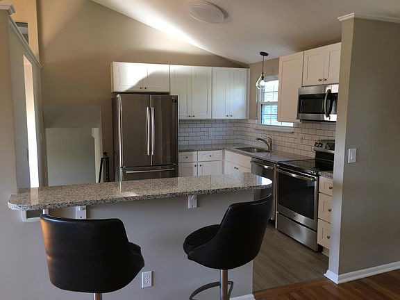 4th image of 3838 Santa Maria Dr