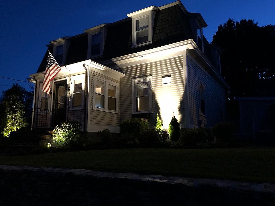 135 Eustis Ave, Newport, RI 02840 Zillow