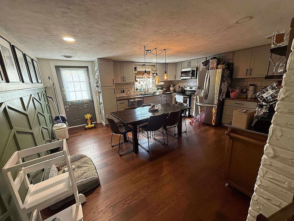 25 Hill St, Milroy, PA 17063 | Zillow