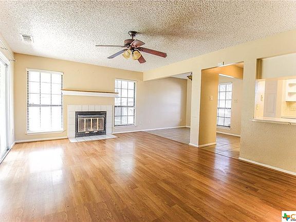 3rd image of 9311 Trailridge Dr