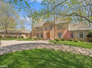 7 Bristol St, Northfield, IL 60093