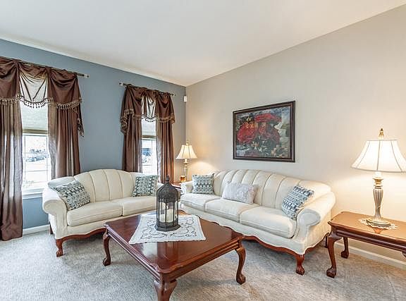 5th image of 25537 W Blue Bell Ct
