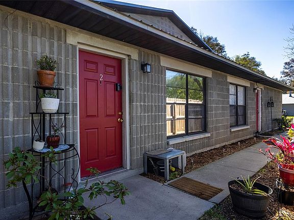 2nd image of 2321 SW 31st Pl