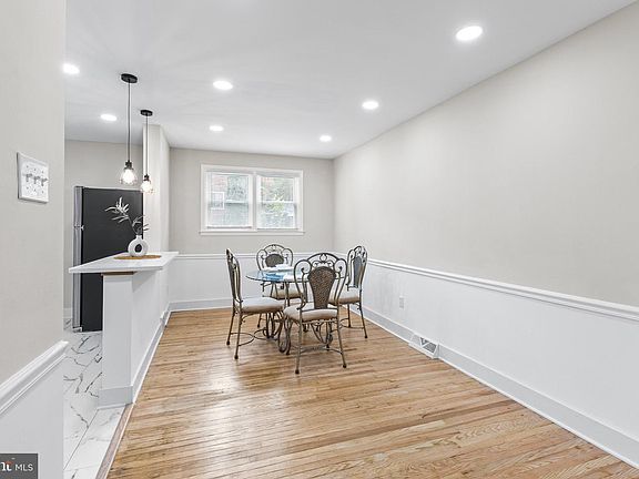 5th image of 3406 Oak Ln
