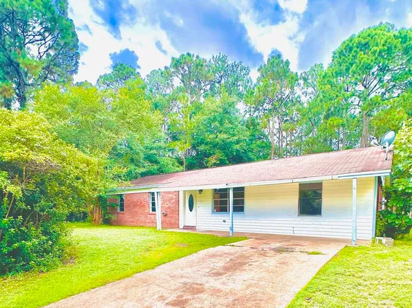 2667 S 30th Ave, Milton, FL 32583