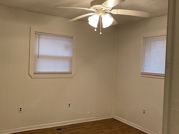 4th image of 514 Lullwater Rd