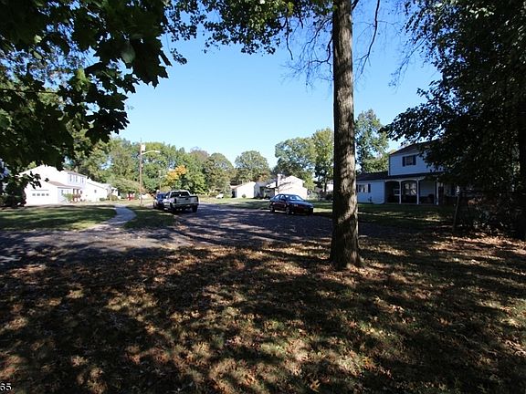 5th image of 277 S Plainfield Ave