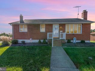 8011 Camhill Dr, Rosedale, MD 21237