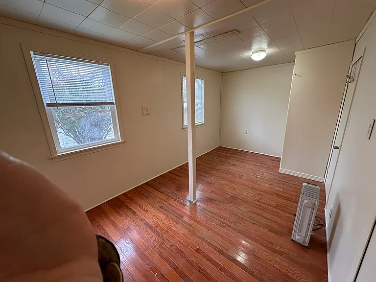 2093 N Ford St — Photo 6