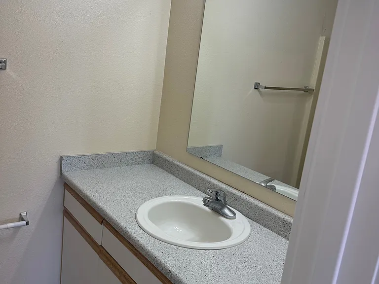 Terrace View Apartments — Photo 9