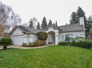 2407 E Saint Andrew Dr, Fresno, CA 93730