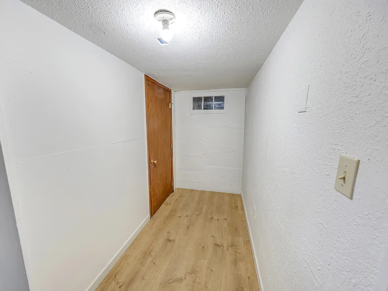 1445 Texas Ave #1 — Photo 9