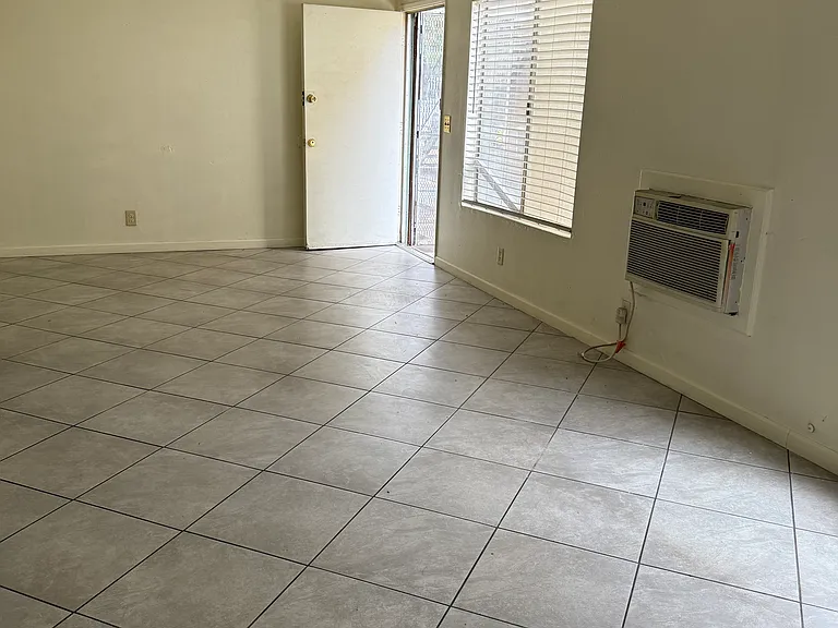 7236 Garden Dr #6 — Photo 7