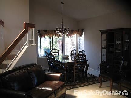 4th image of 39971 Pearl Dr