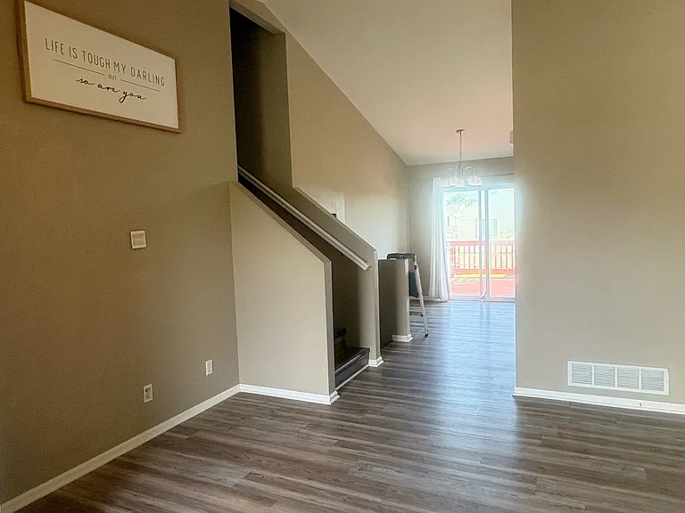 11213 Potter St — Photo 5