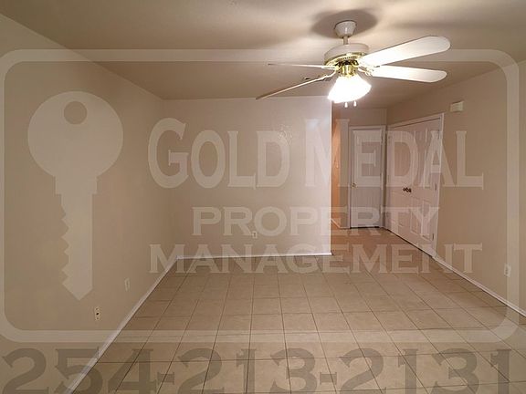 2nd image of 3402 Hereford Ln APT D